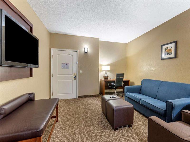 Comfort Inn & Suites El Dorado Bagian luar foto