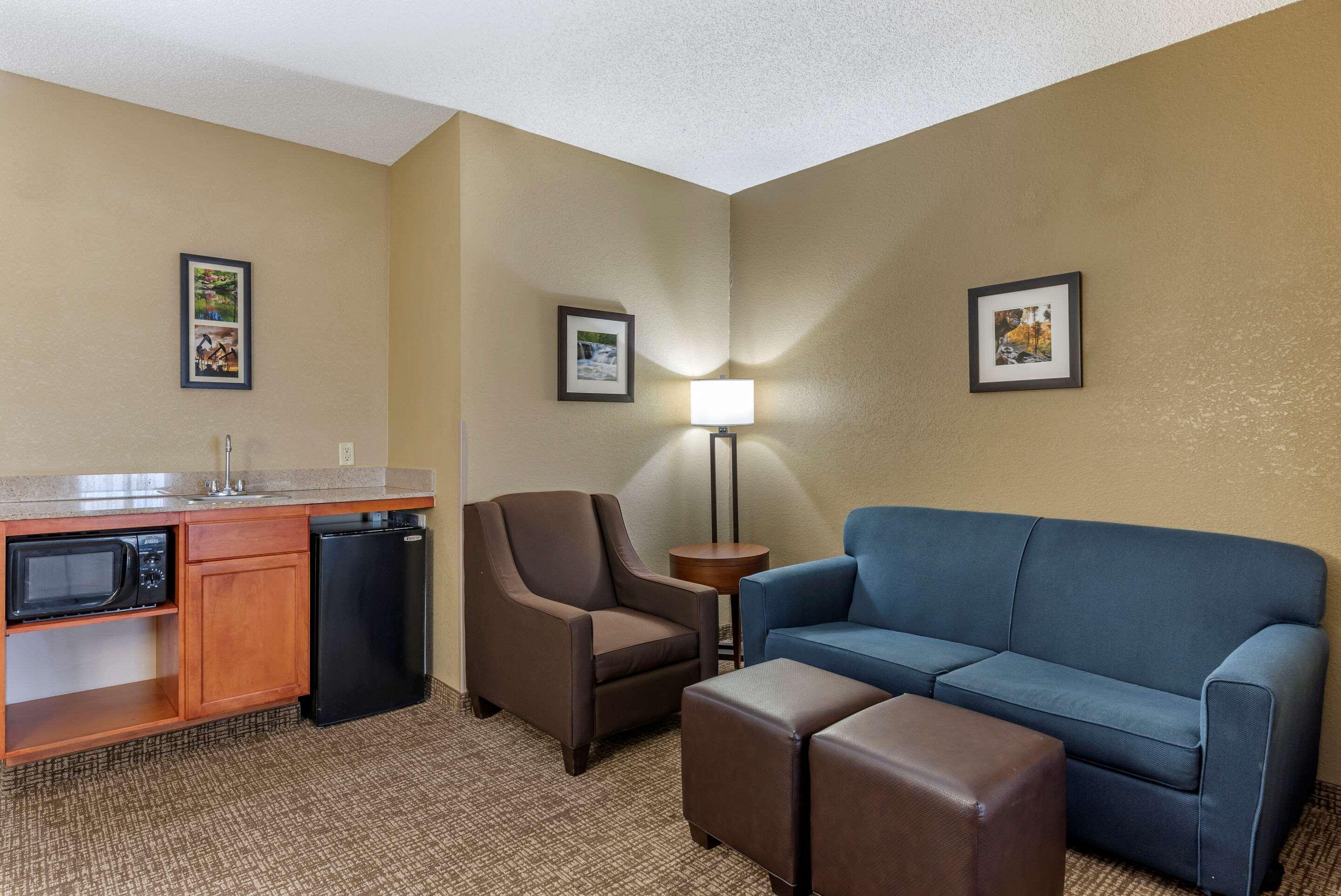 Comfort Inn & Suites El Dorado Bagian luar foto