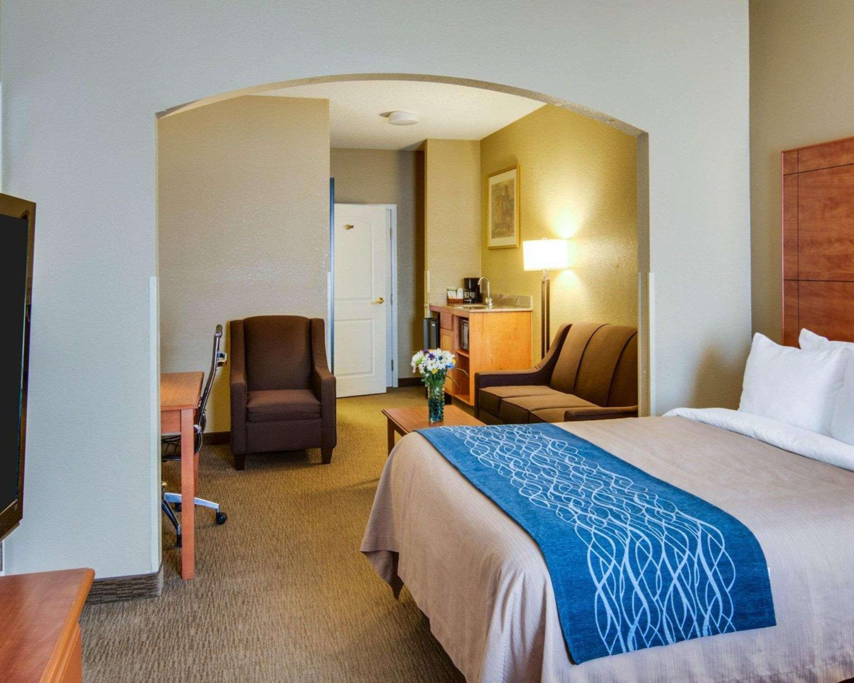 Comfort Inn & Suites El Dorado Bagian luar foto
