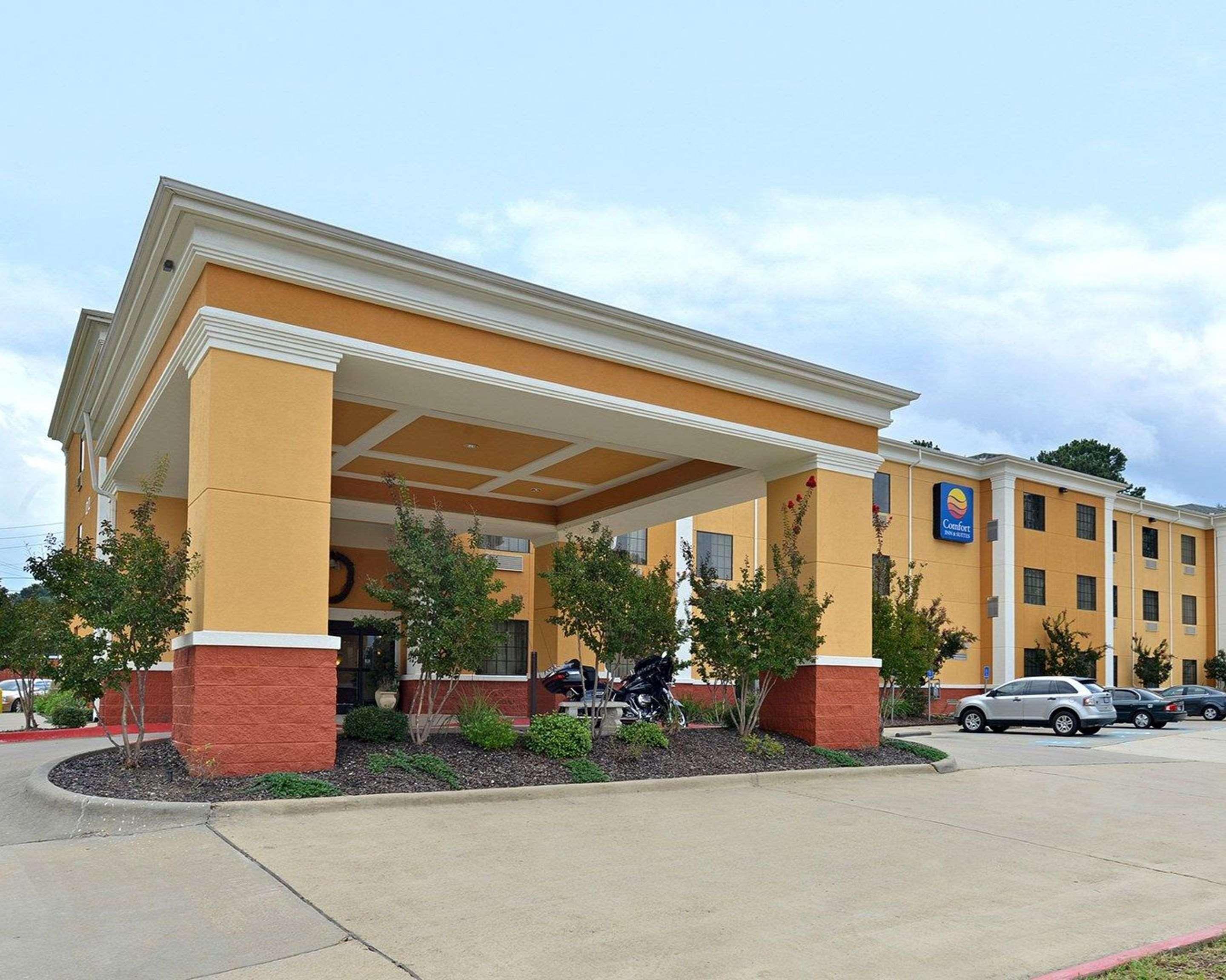Comfort Inn & Suites El Dorado Bagian luar foto