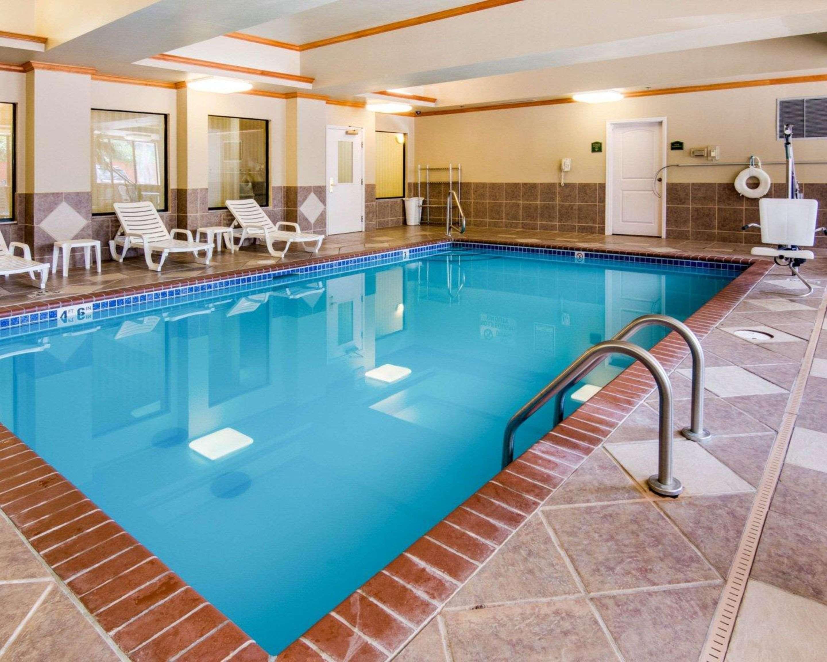 Comfort Inn & Suites El Dorado Bagian luar foto