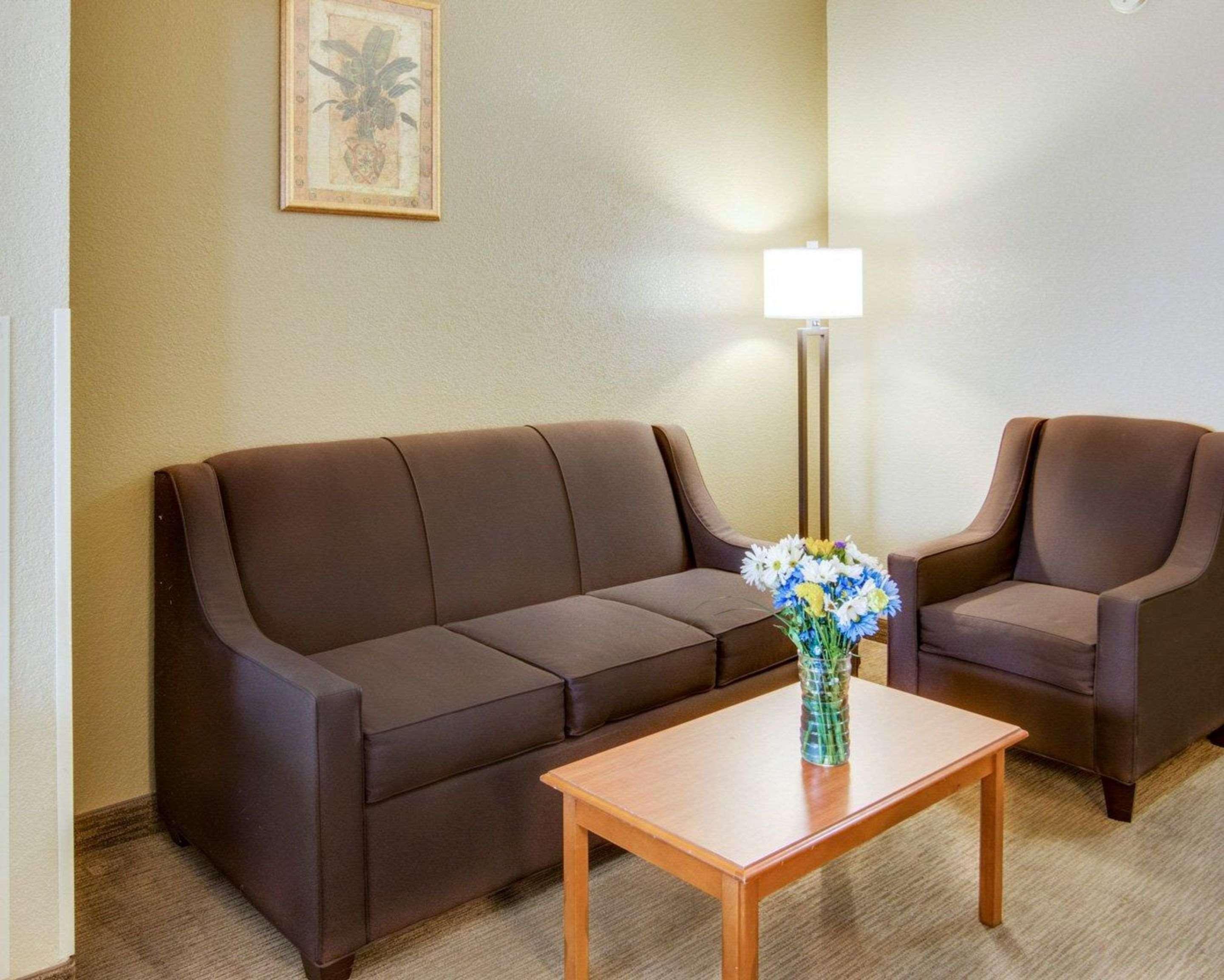 Comfort Inn & Suites El Dorado Bagian luar foto